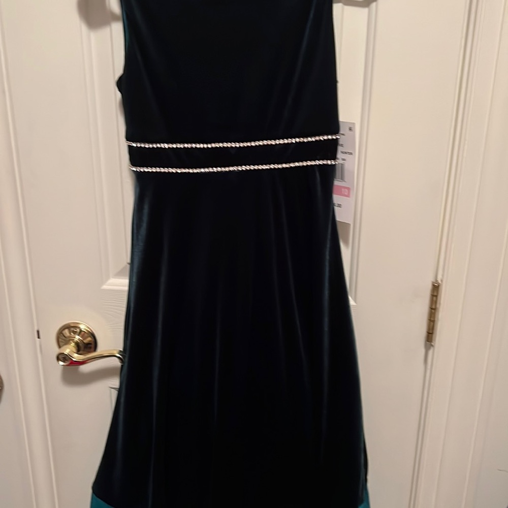 New holiday green velvet dress size 10 girls